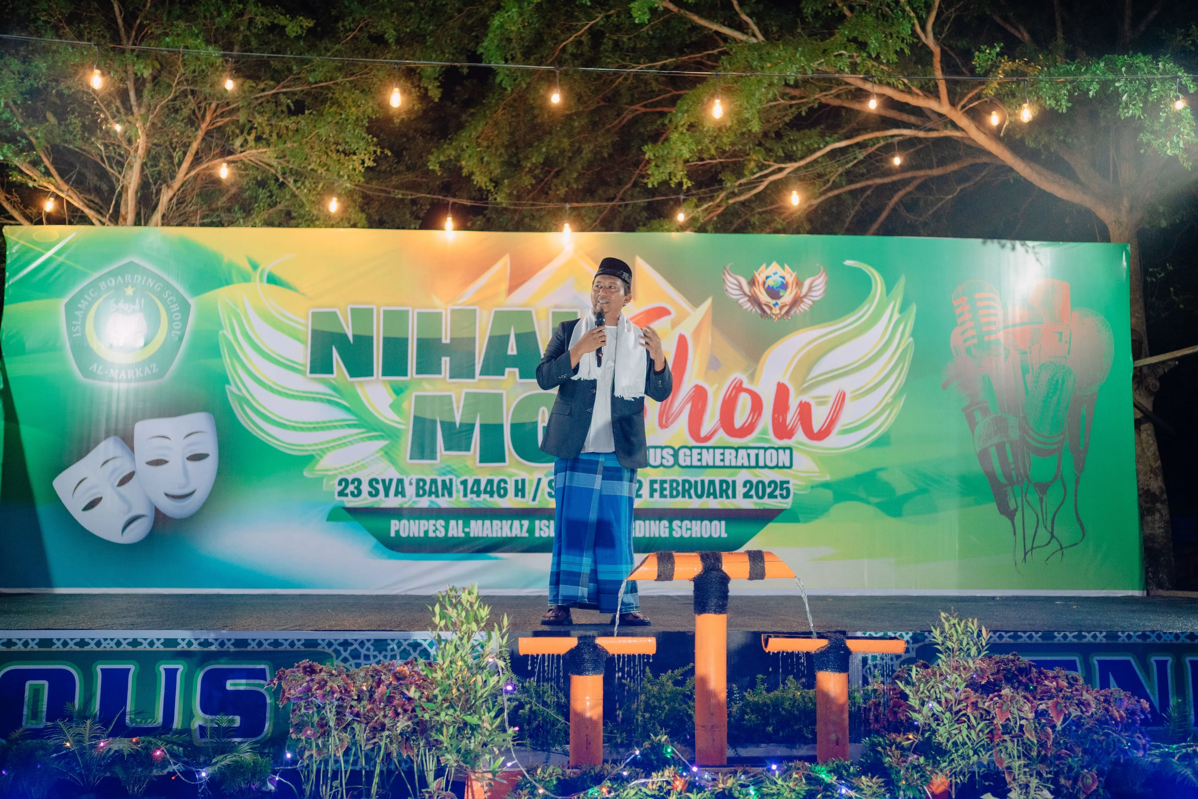 Pimpinan Pondok Pesantren Al-Markaz
